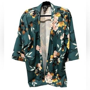 Papillon Women’s Large Kimono Coverup Green Flowers NWOT